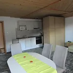 Gruener Längenfeld